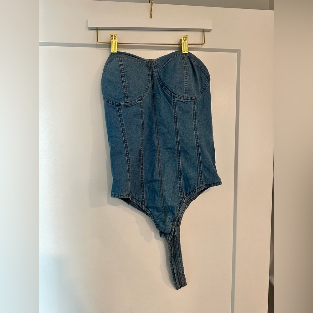 These three boutique. Large. Denim.